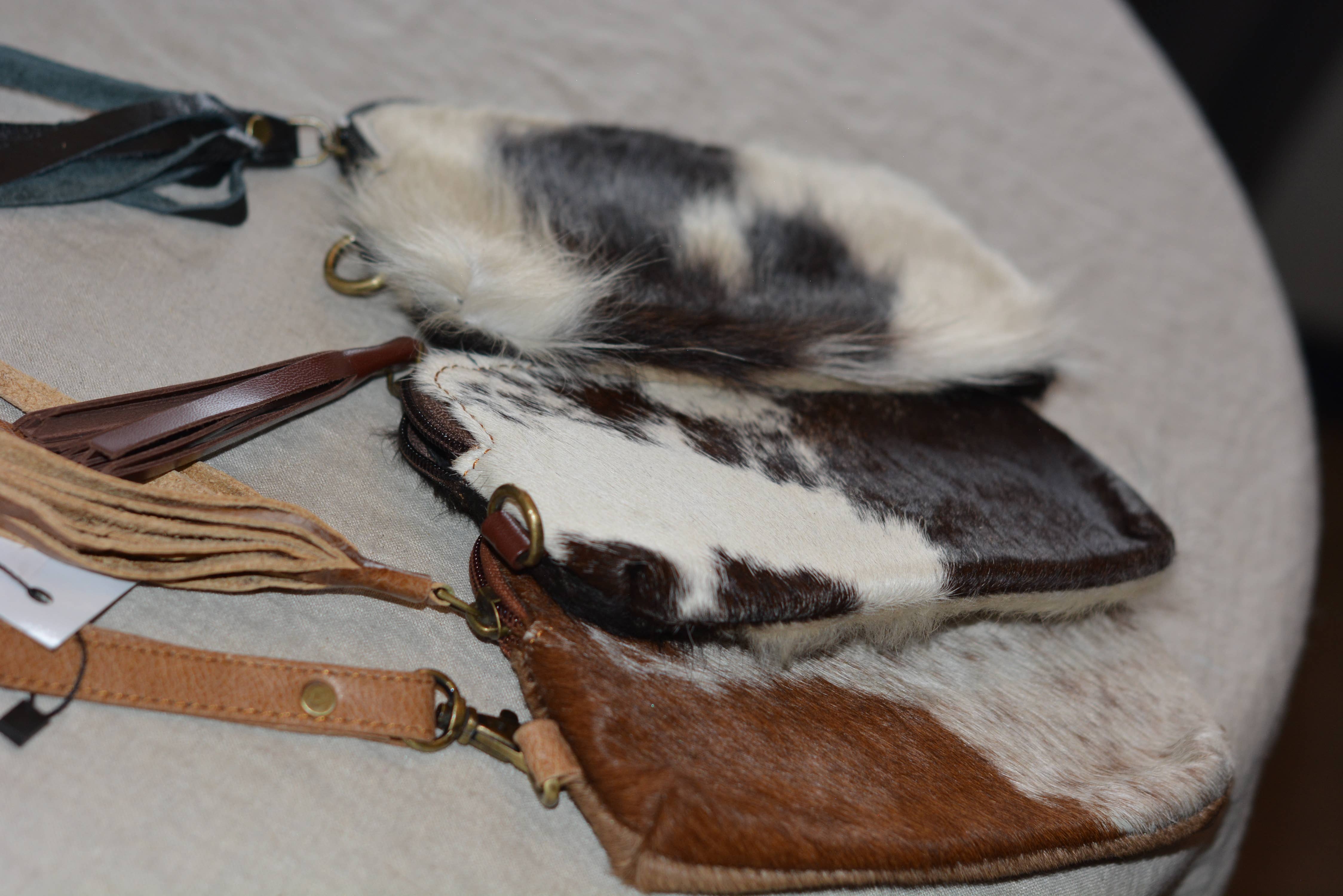 FRINGE & LUXE - Vente Bracelets - Pochette à fermeture éclair en cuir de vachette2