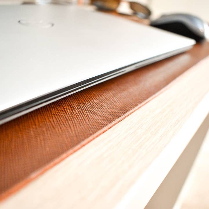 Integral Leather - Venta al por mayor Protectores de escritorio - Alfombrilla de escritorio de piel personalizada | Bloc Blotter, teclado y ratón | Cuero auténtico Saffiano1