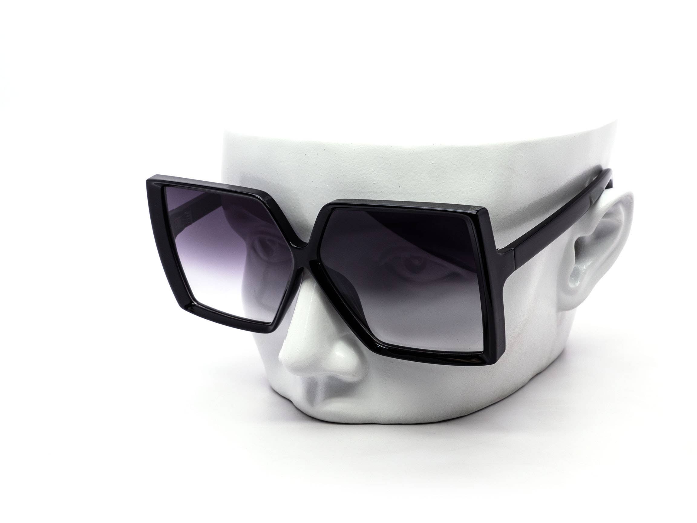 Still Friday - Wholesale Sunglasses - Unisex - Oversized Retro Super Square Gradient Lens Sunglasses