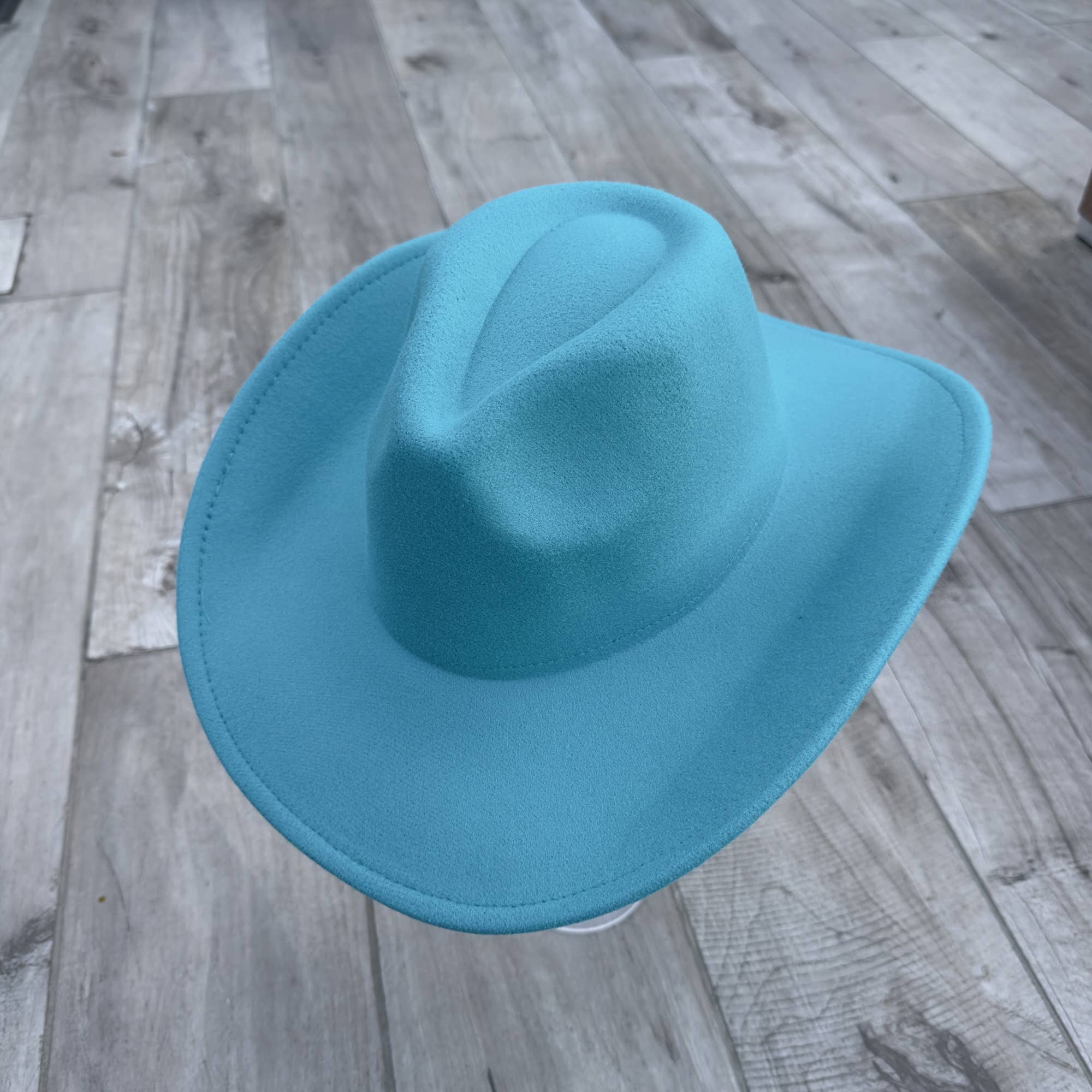 Bella Betty – wholesale Cowboy Hat – Women’s – 🤠 Vegan Cowboy Hat – Classic Western Elegance5