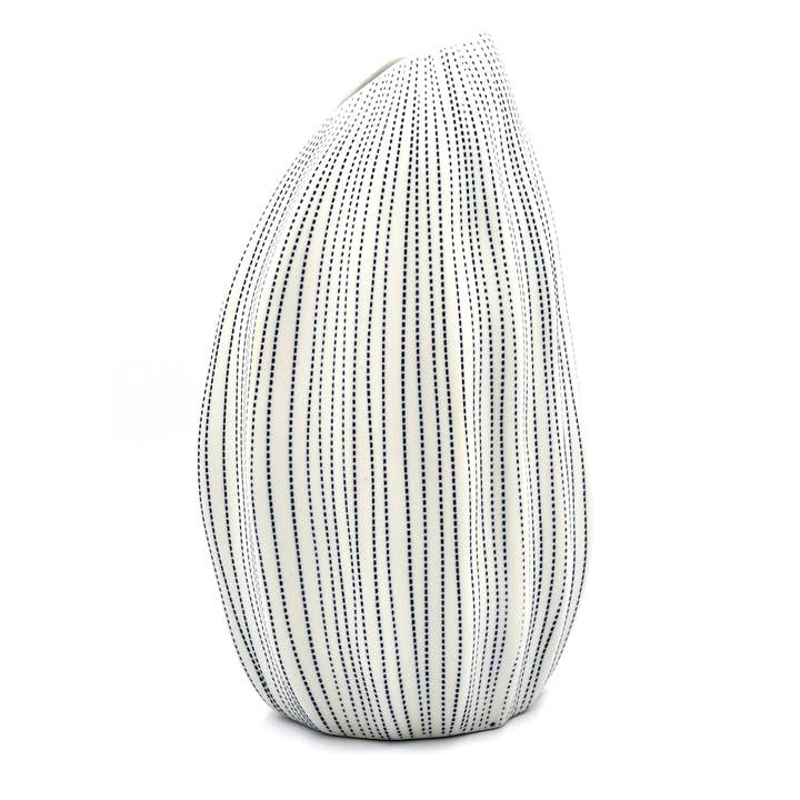 Art Floral Trading LLC - Wholesale Vase - 983W26 SEDA S-Handcrafted Porcelain Vase2