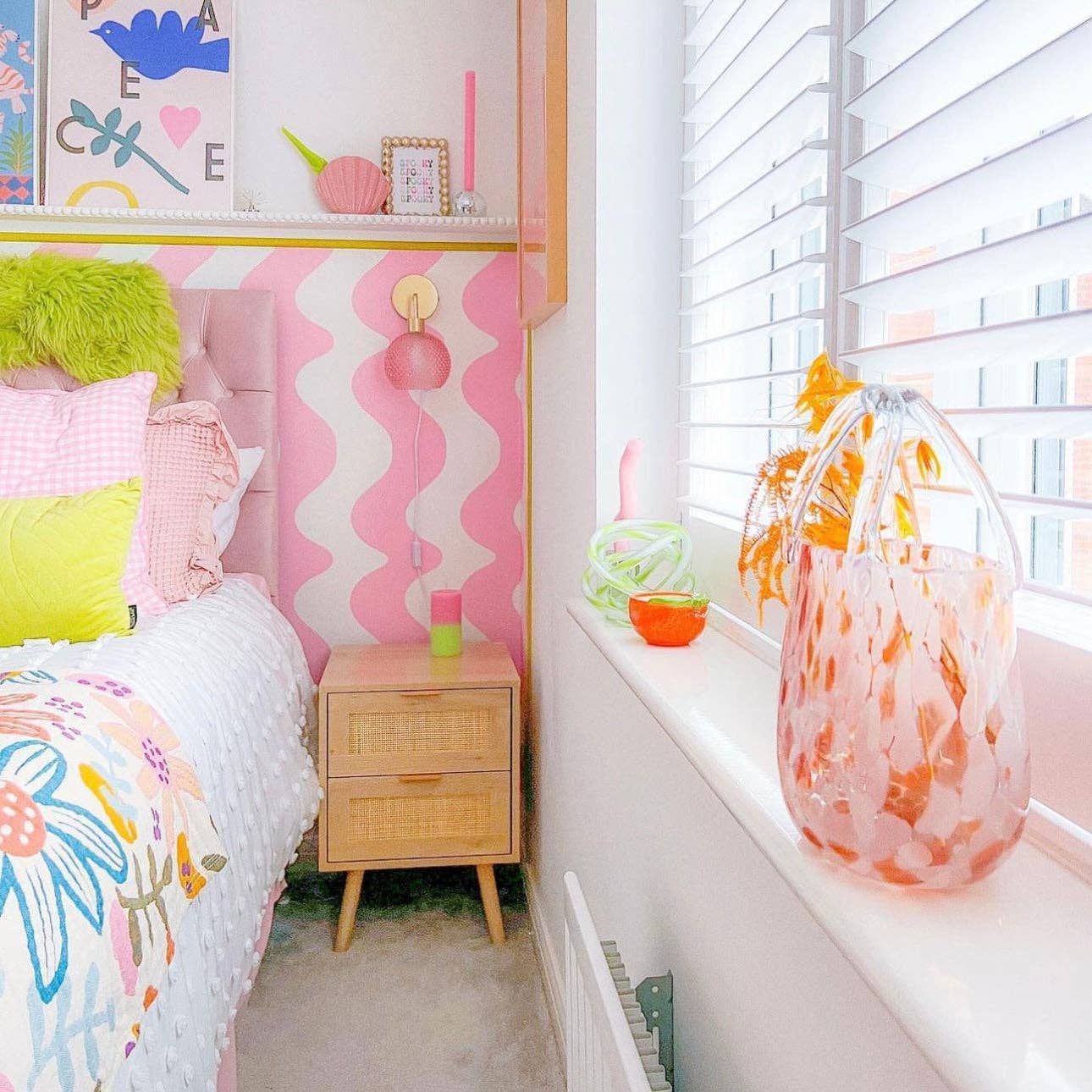 Sorbet Dreams - Vendita all'ingrosso Carta da parati - Carta da parati Sulla Stessa Lunghezza d'Onda in Rosa Candy | Carta da parati Ondulata in Rosa4