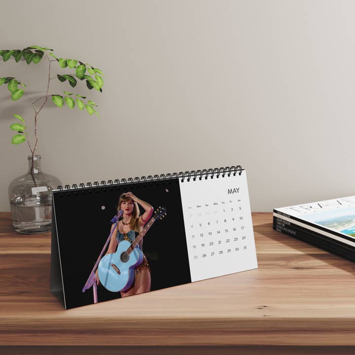 Thrive Creative - Vendita all'ingrosso Calendario - Calendario da tavolo Taylor Swift Eras 2025