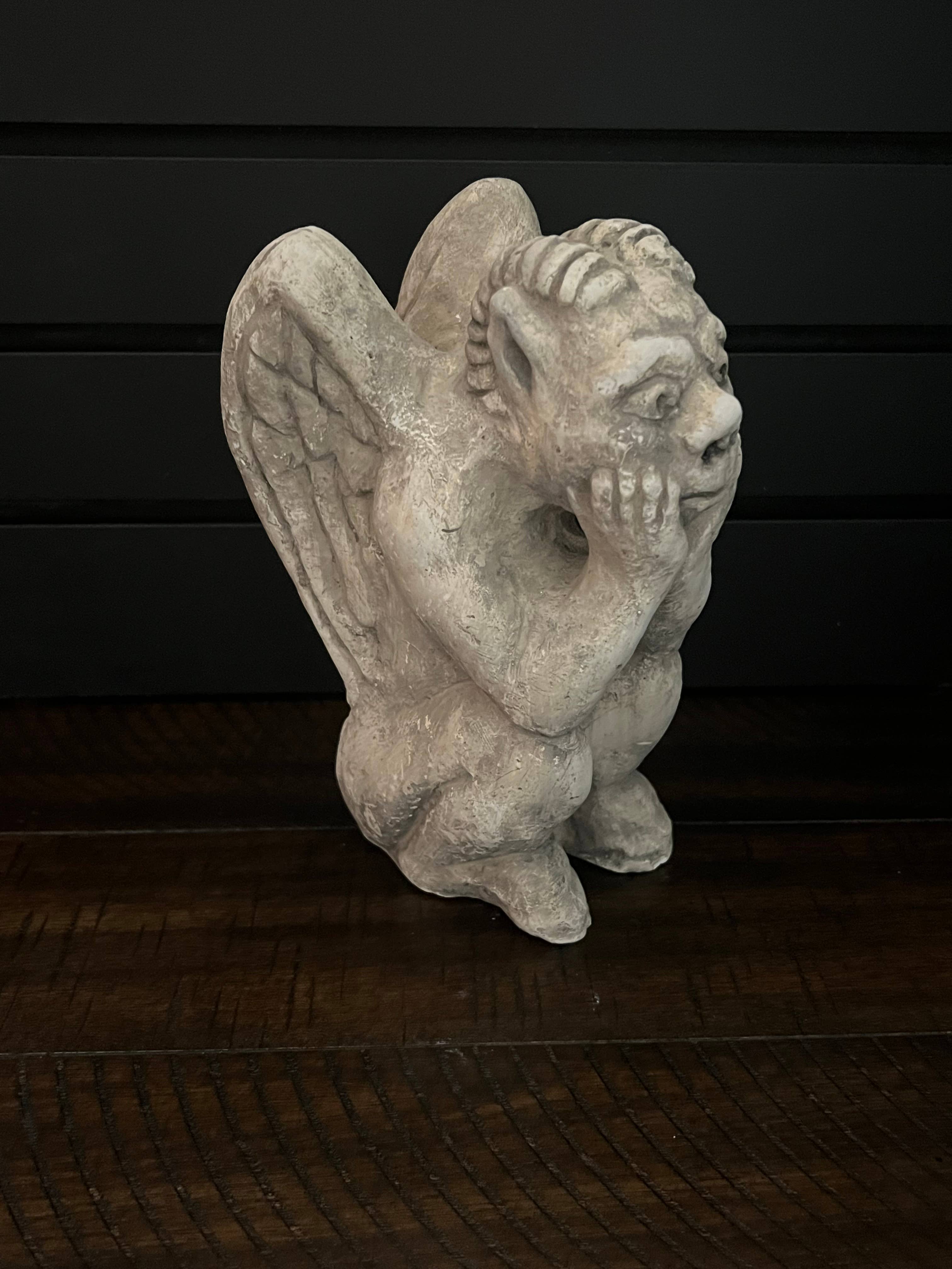 Masterpiece Studio - Wholesale Decorative Figurine - Sitting Gargoyle Statue (GA6)1