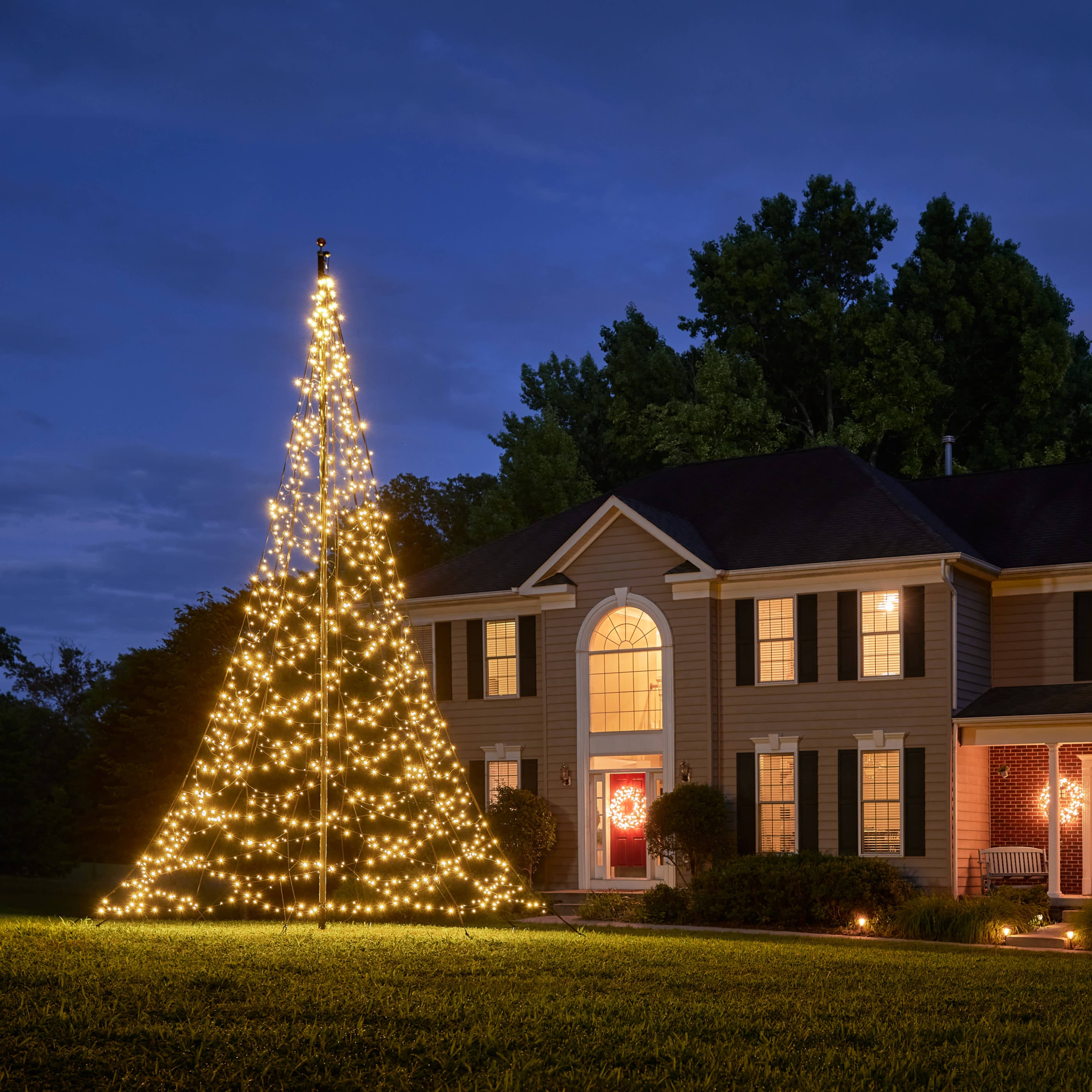 Fairybell - Wholesale Christmas Decoration - Fairybell Outdoor Christmas Tree 20ft | 1200 LED lights8