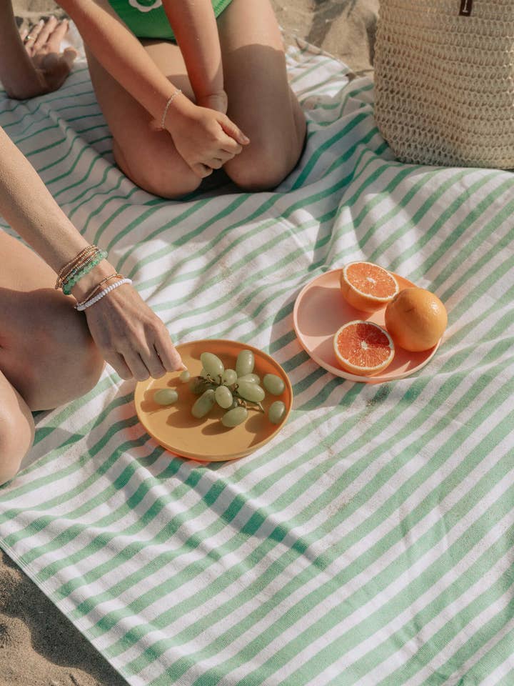 Asciugamano turco a righe sfumate, retro in spugna, verde
per la vendita all'ingrosso da parte di InfuseZen