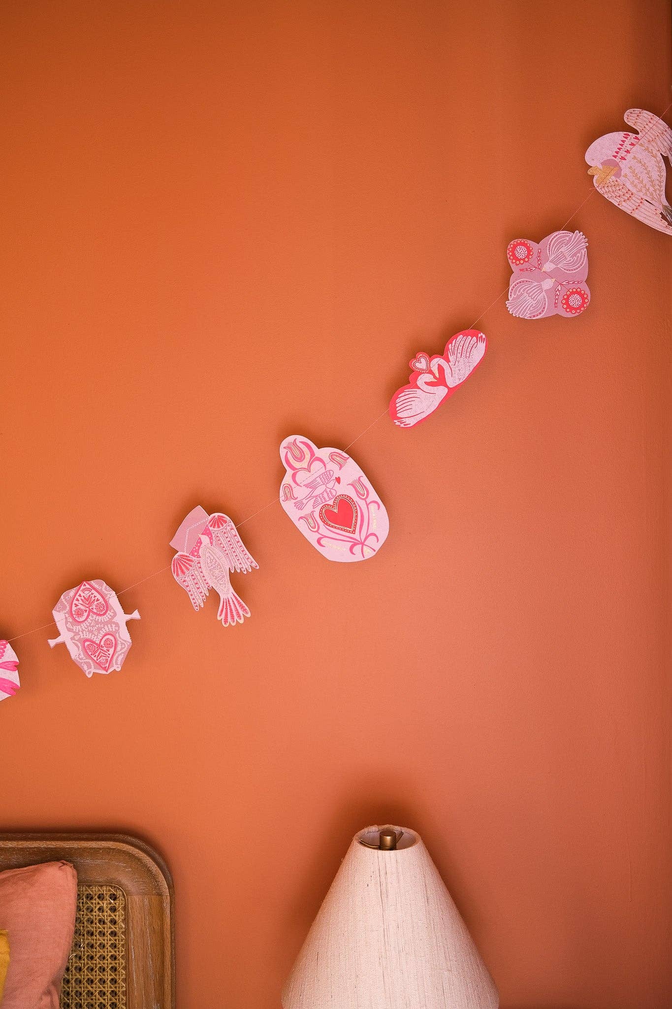 East End Press – Arco de bandeirinhas por atacado – Grinalda Costurada de Pássaros do Amor6