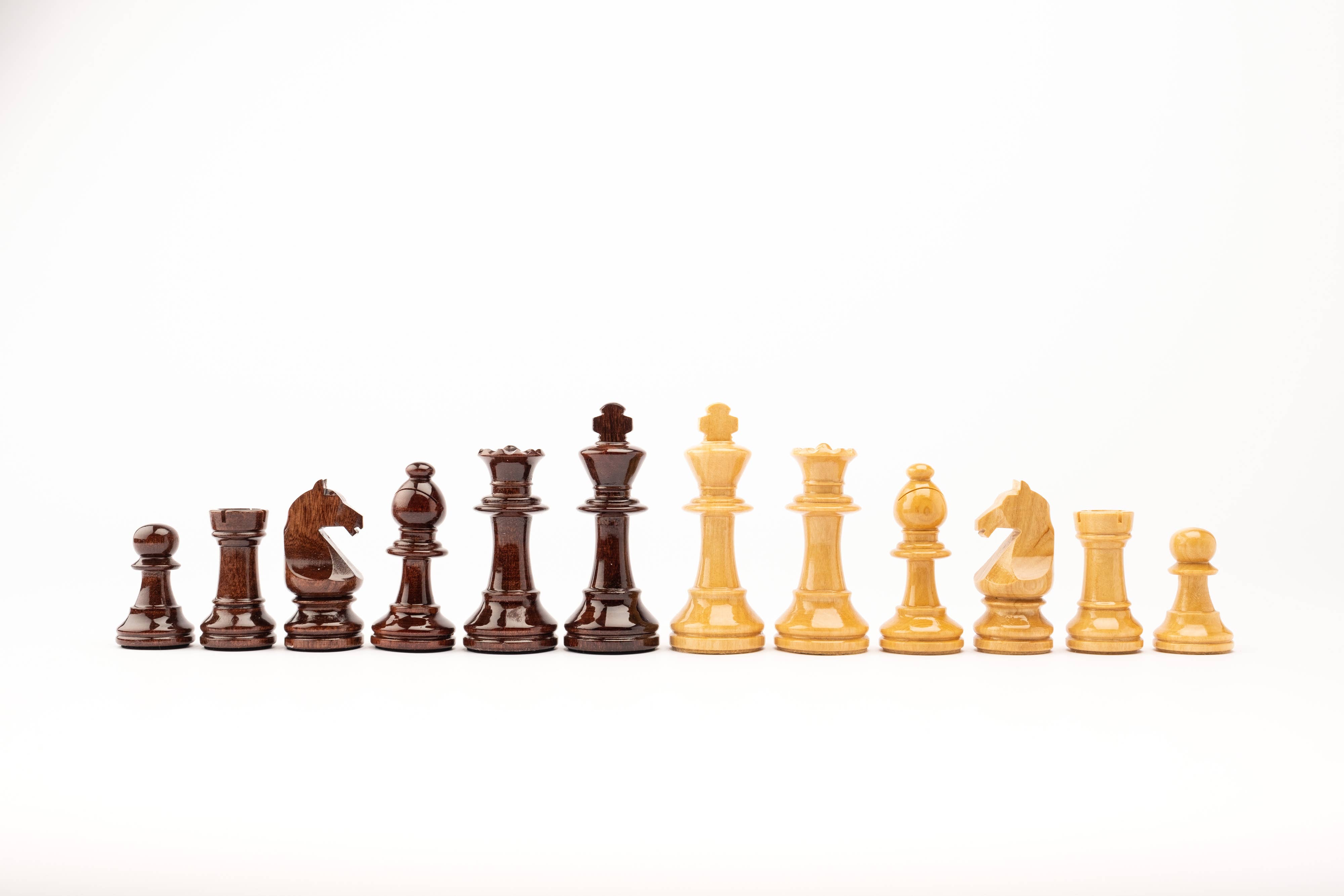 MORA CHESS – Großhandel Brettspiele – Staunton Europa Nr. 5 Schachfiguren – Mahagoni9