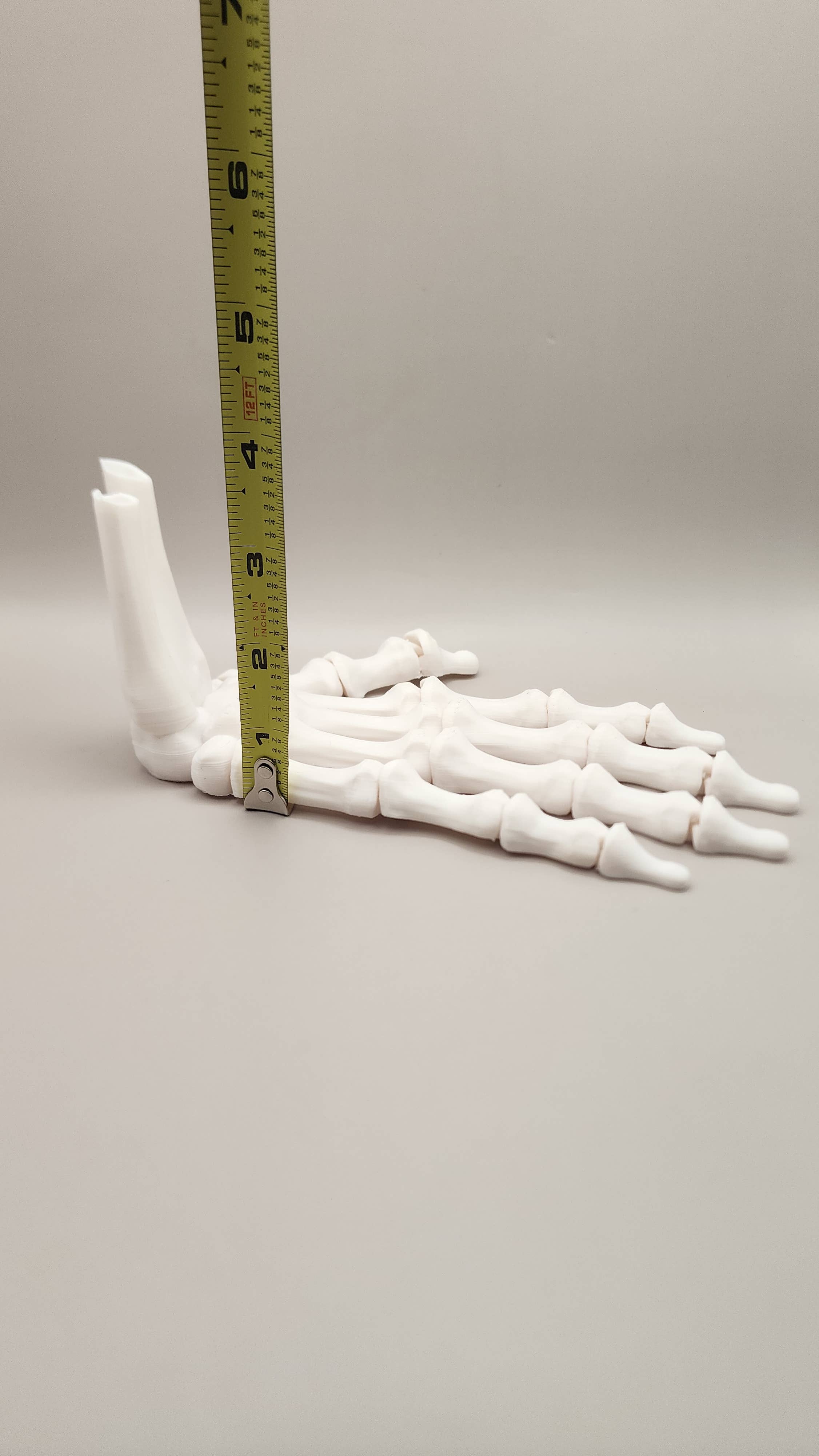 Crafty Wood Studios - Vente Décorations de table - Main de squelette articulée imprimée en 3D pour Halloween7