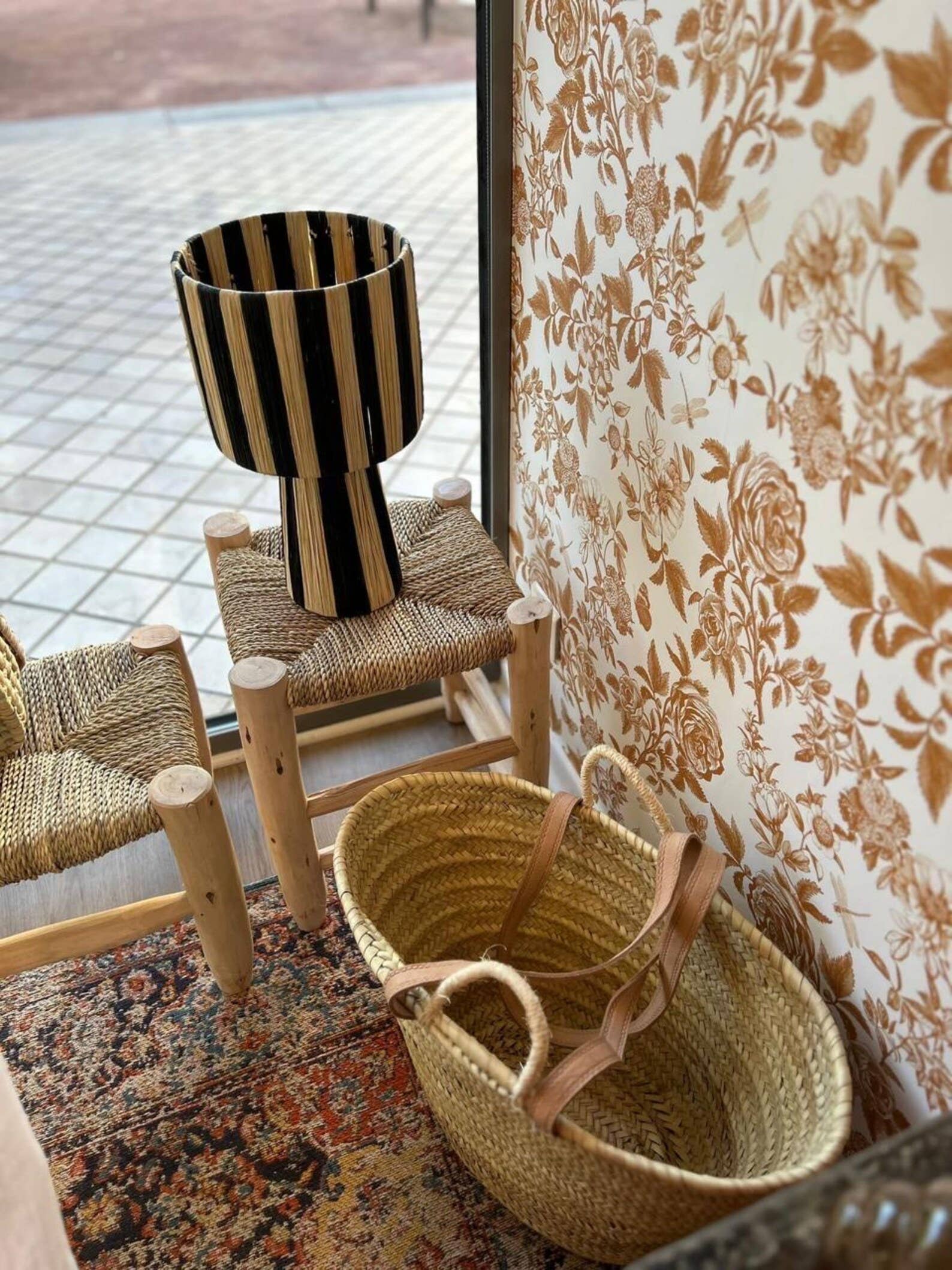 HandHappiness - Wholesale Lamp Shade - Natural And Black Raffia Lamp, Thin Raffia Lampshade.5