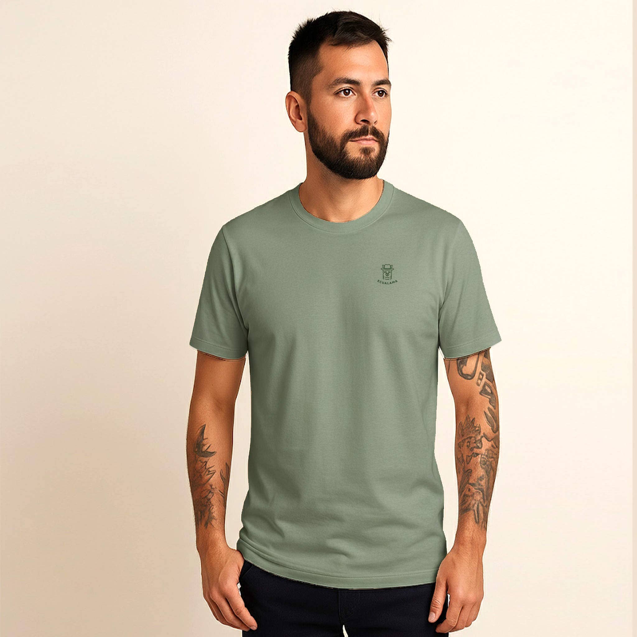 ECUALAMA - Vente T-shirt – unisexe - ECUALAMA T-shirt unisexe premium 100 % coton biologique - Mélange de coton doux, Commerce équitable - PARAMO VERT (logo vert sauge)3