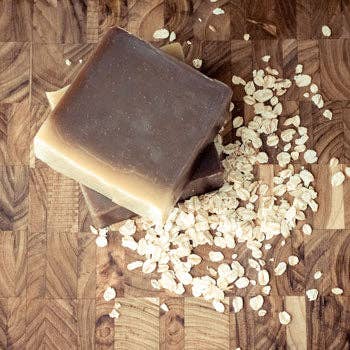 Havermout Stout Beer & Aloe Shampoo voor wholesale door Emily's Homestead