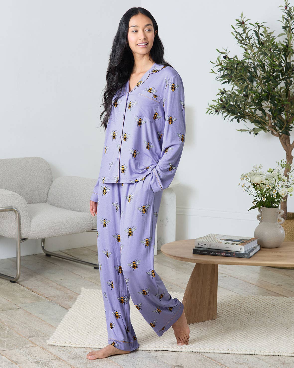 Chelsea Peers – wholesale Pyjamasset - Dam – TENCEL™ Modal Bimönstrat Långt Pyjamasset - Lila4
