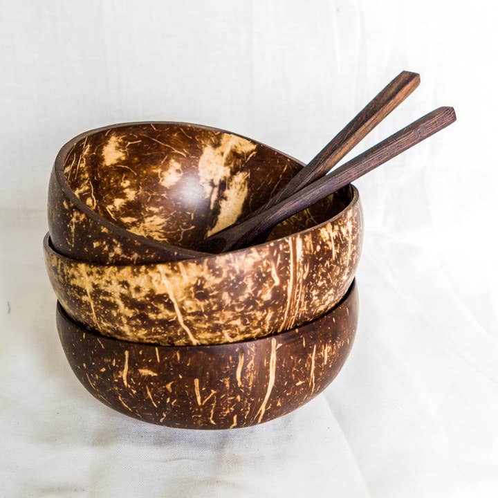 Repurposed Coconut Bowls & Spoons Gift Set for wholesale by Clean U Skincare