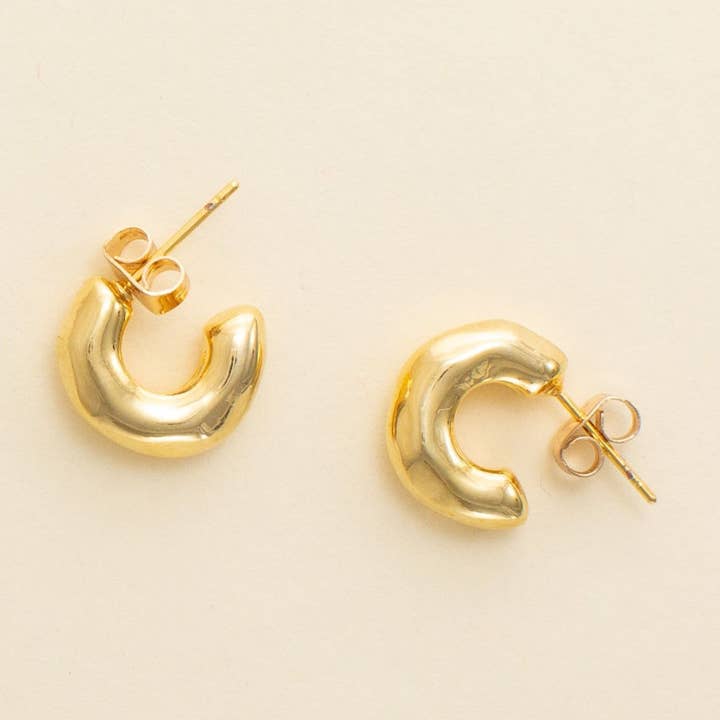 Veneza Tiny Huggies por atacado de Jill Michael Jewelry