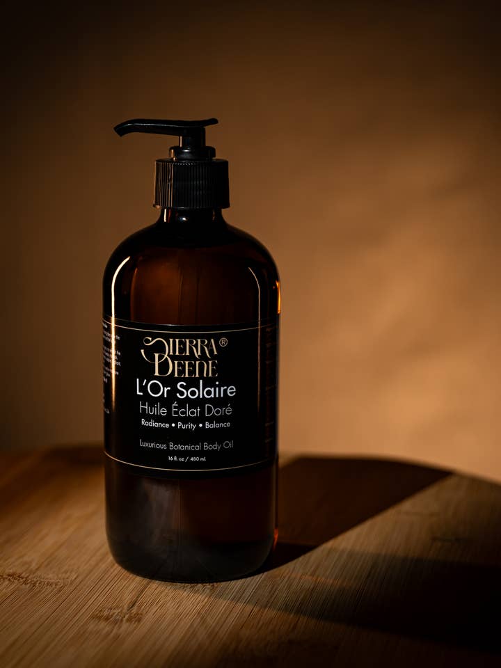 L'Or Solaire Huile Éclat Doè Luminous Botanical Body Oil for wholesale by Sierra Deene