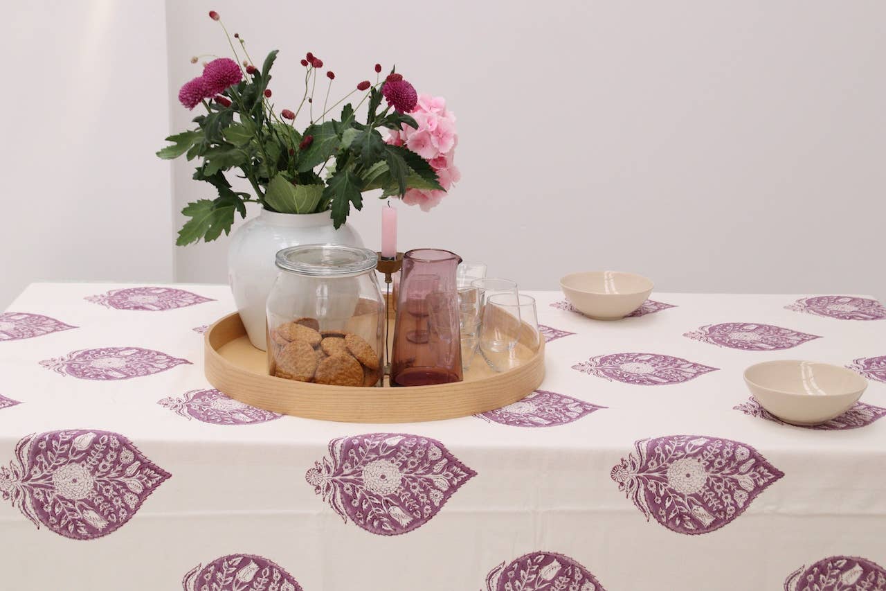 Rozablue - Vente Nappes - Nappe imprimée à la main Peony aubergine 160 x 270 cm1