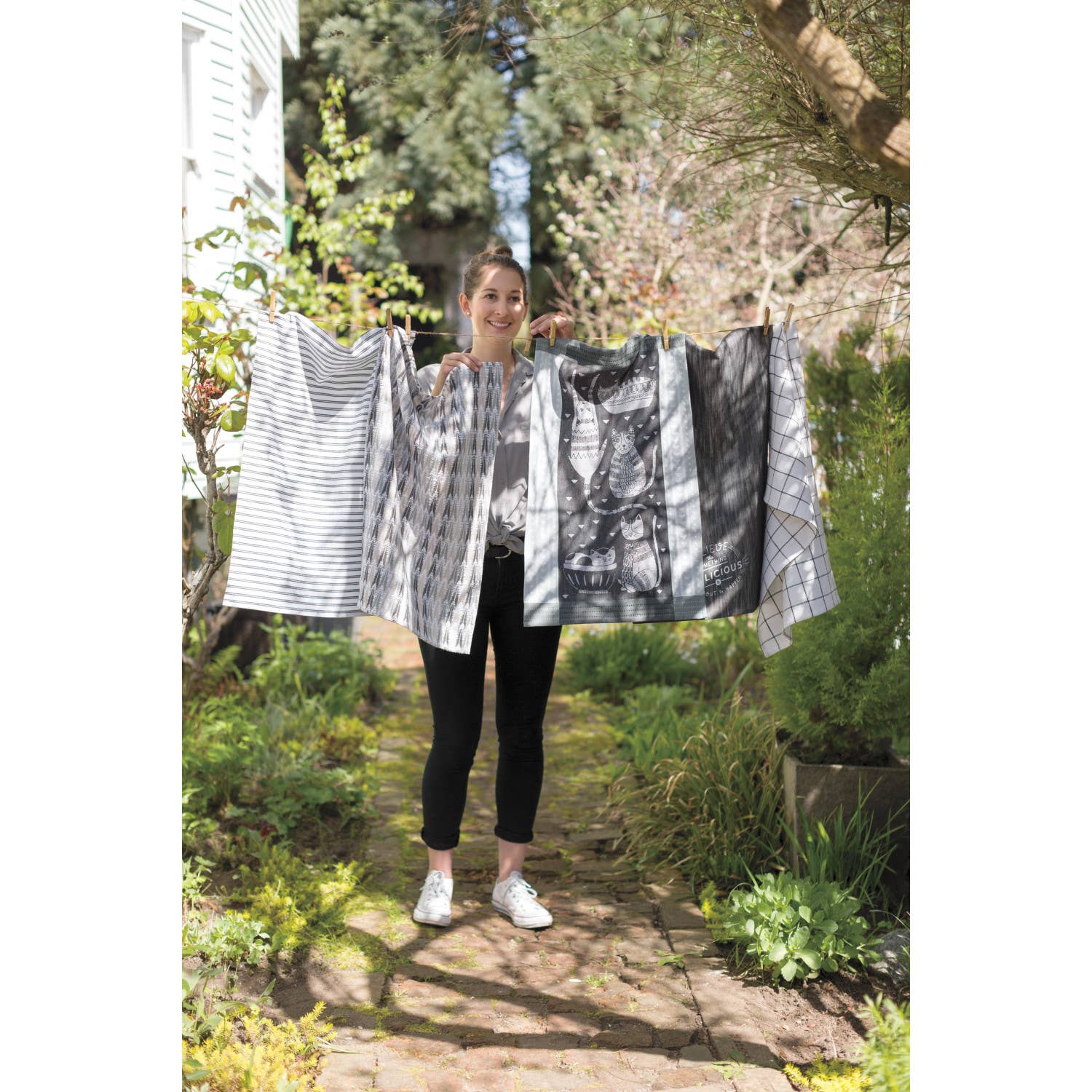 Danica Jubilee - Wholesale Tea Towel - Purr Party Jacquard Dishtowel2