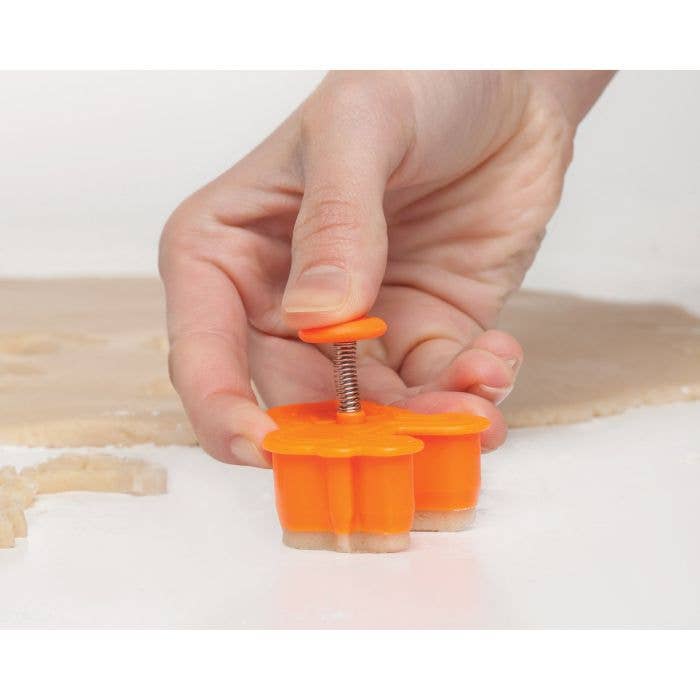 HIC - Harold Import Co. - Wholesale Kitchen Tool/Gadget - Mrs. Anderson's Baking Animal Cookie Cutters, Set of 46