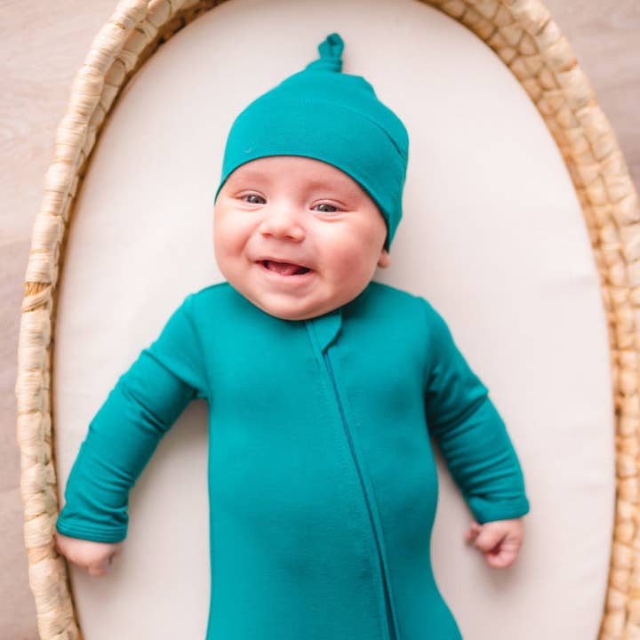 Evergreen Bamboo Knot Hat for wholesale on Faire1