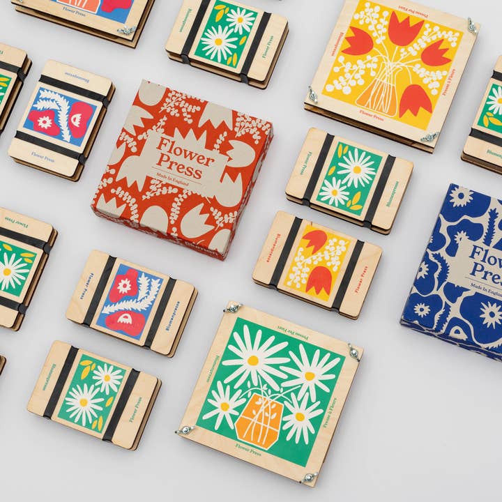 Studio Wald - Wholesale DIY Craft Kit - Flower Press - Daisy