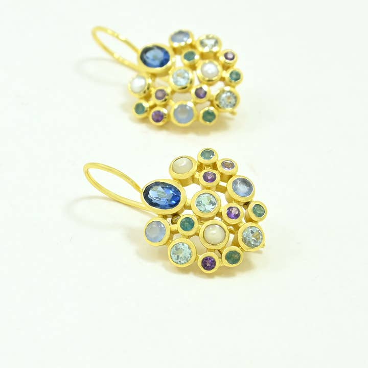 Kathy Earring Gold Plated - Blue Topaz, Iolite & Pearl for wholesale by Schmuckoo Berlin