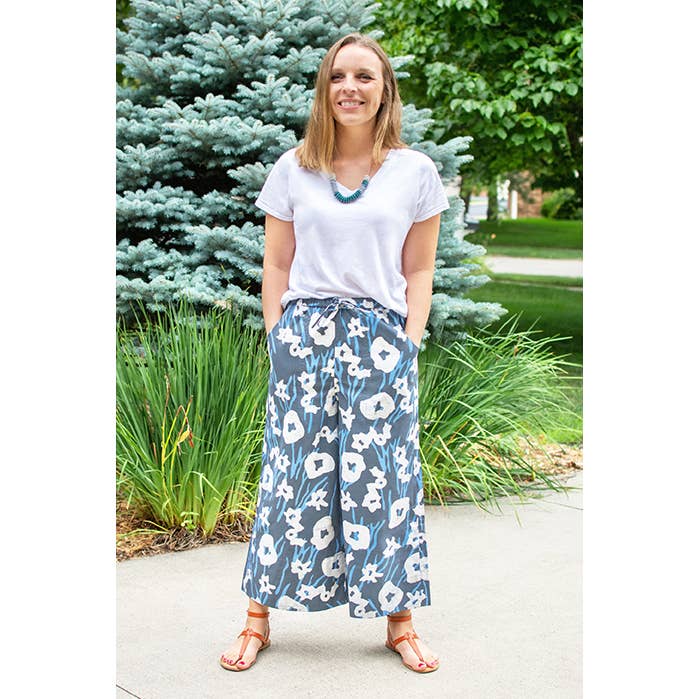 Trousers-Crop: Painted Floral - Charcoal-Organic for wholesale by Global Mamas