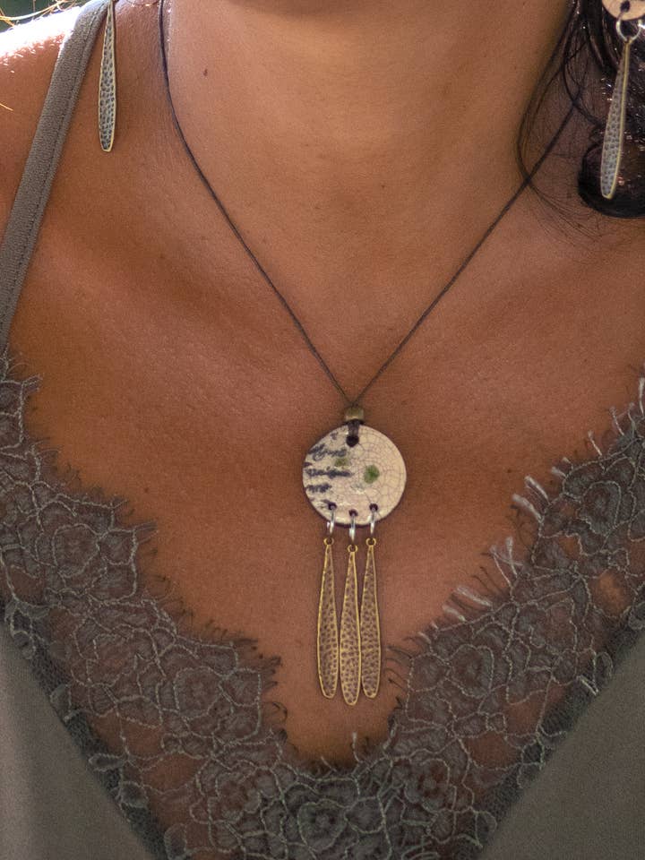 COLAR DORO por atacado de Raku