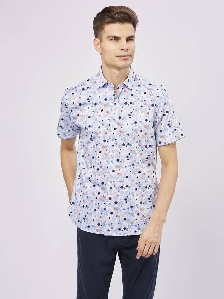 Dos à pois bleus, dorés et roses dessinés à la main pour la vente par Luchiano Visconti