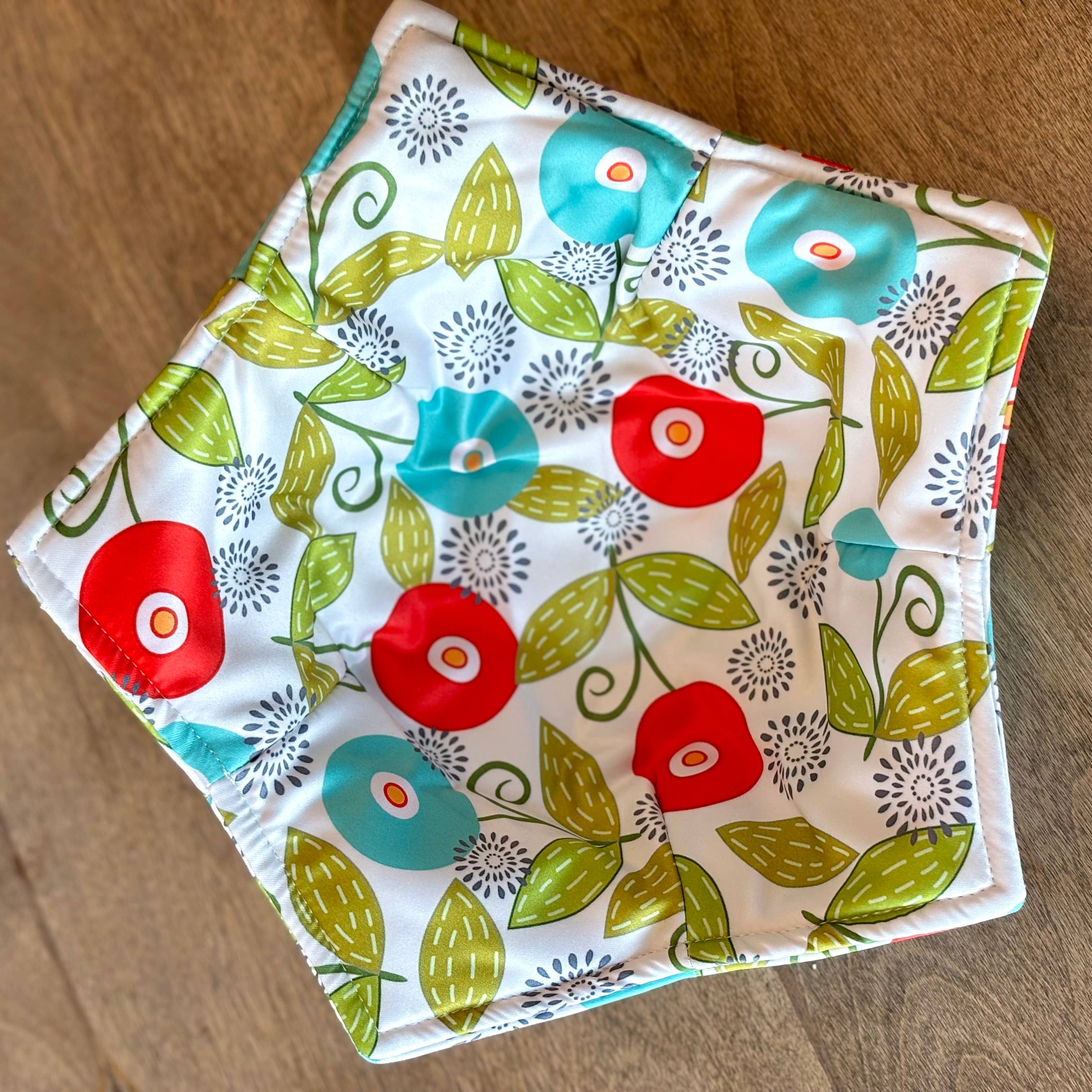 Kit Carson Accessories – wholesale Köksverktyg/-pryl – Skål mysiga ljusa blommor1