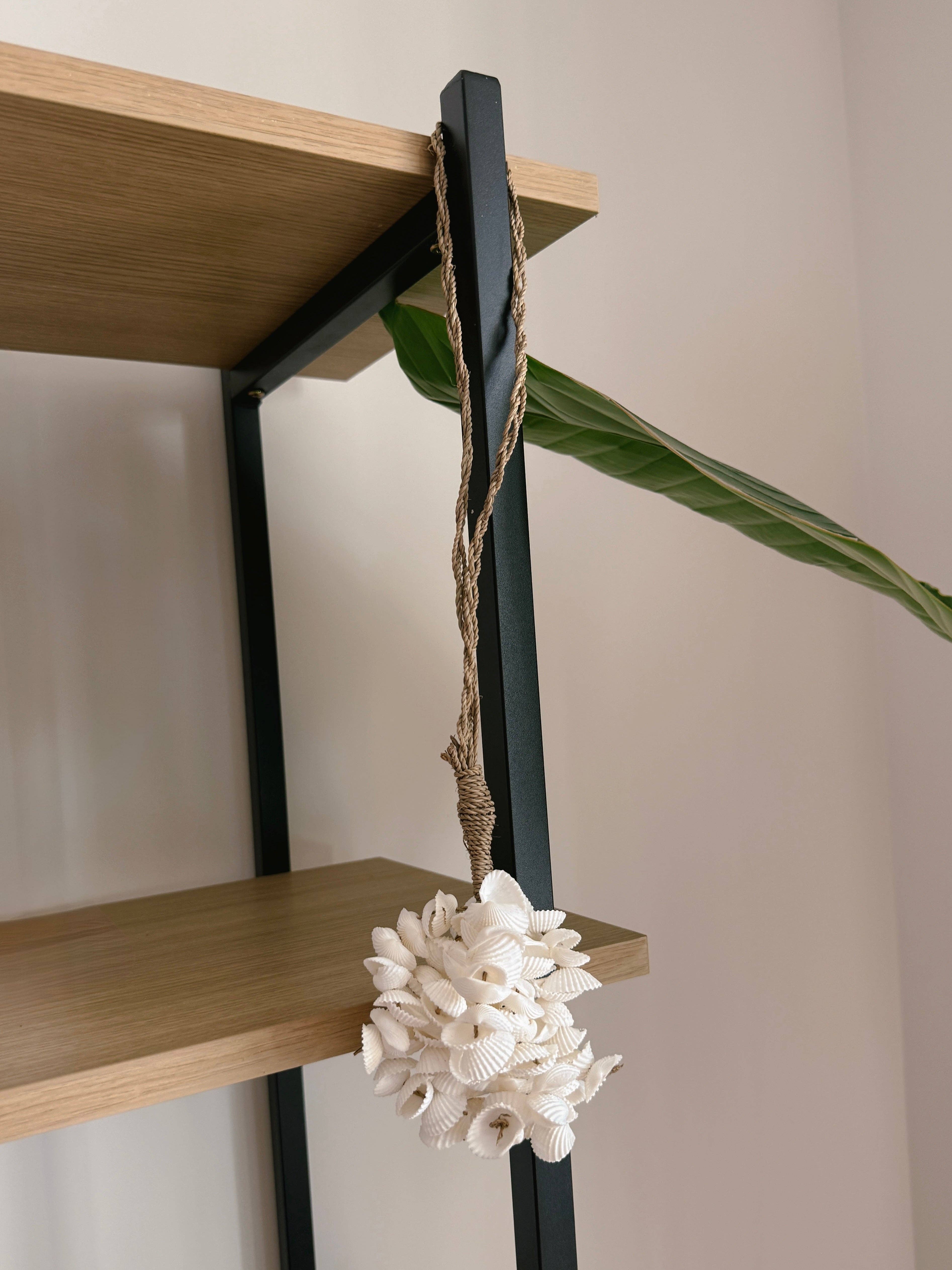 Uma Cantik - Wholesale Decorative Tassel/Wall Drop - Acessório Decorativo Ainaro Luro1