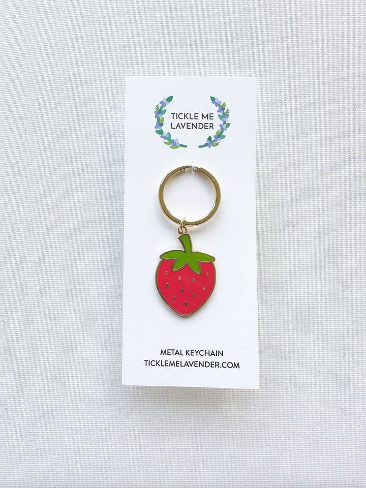 Porte-clés Red Strawberry pour la vente par Tickle Me Lavender