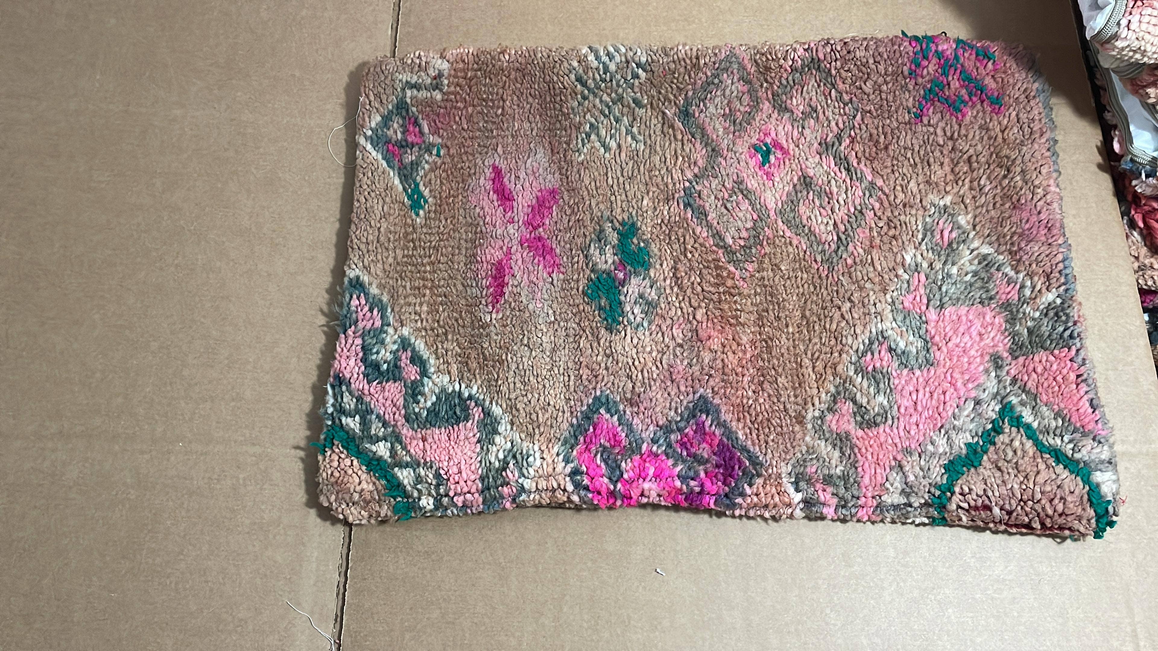 marrakeshop - Wholesale Throw pillow cover - Moroccan Vintage Boujad Cushions Pillows Cover Case1