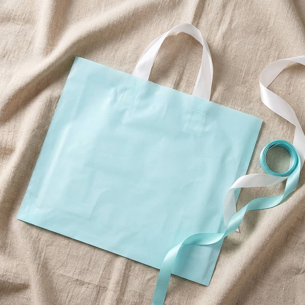 ByHome - Wholesale Gift Bag - 50pcs, 3 sizes Tiffany blue PVC gift bag with white handle1