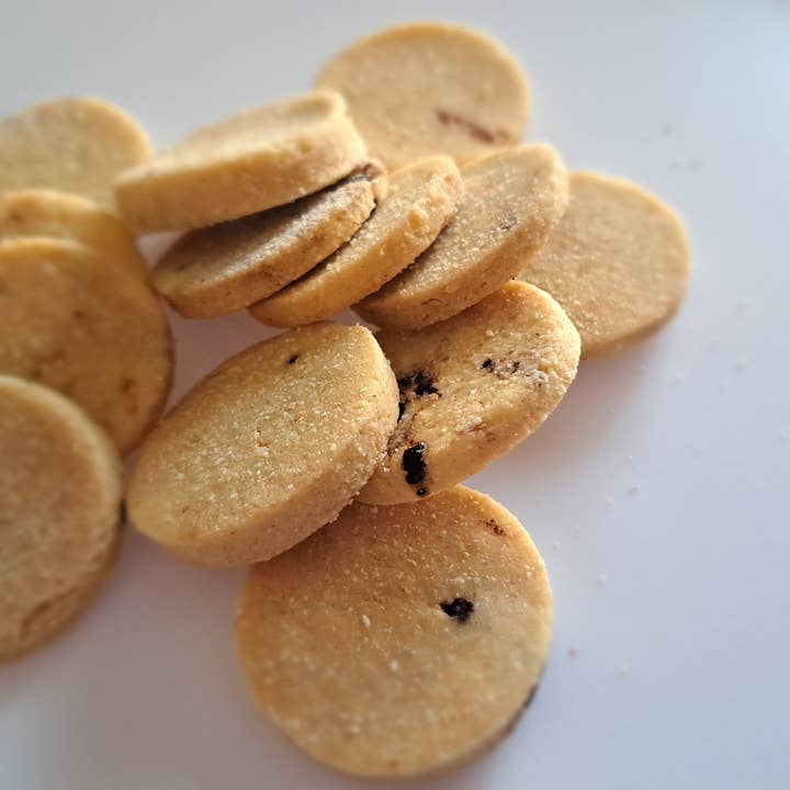 Gâteries pour chiens « Choco » Chip sans céréales pour la vente par Cindy's K9 Treats