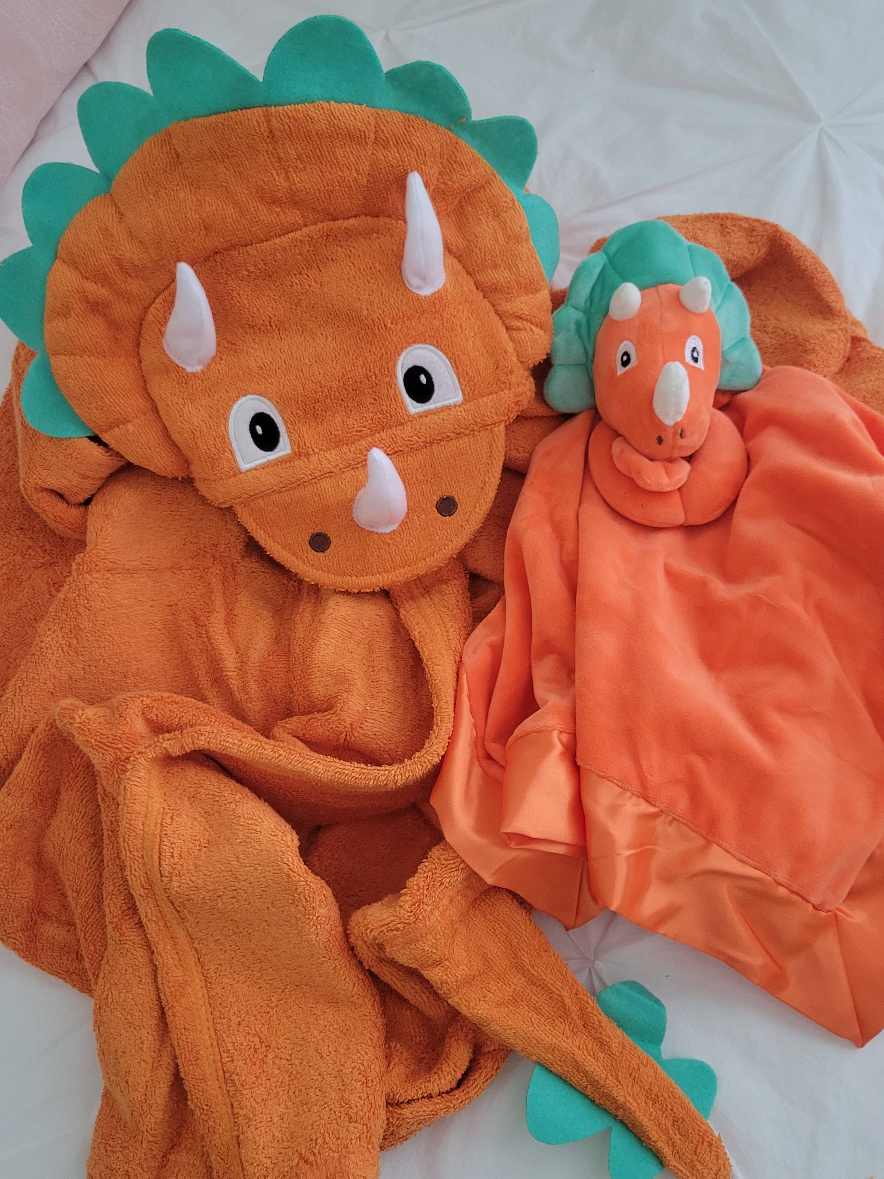 Yikes Twins - Wholesale Hooded Towel - Kids & Baby - Dinosaur hooded towel for toddlers ages 2 to 8 years old6