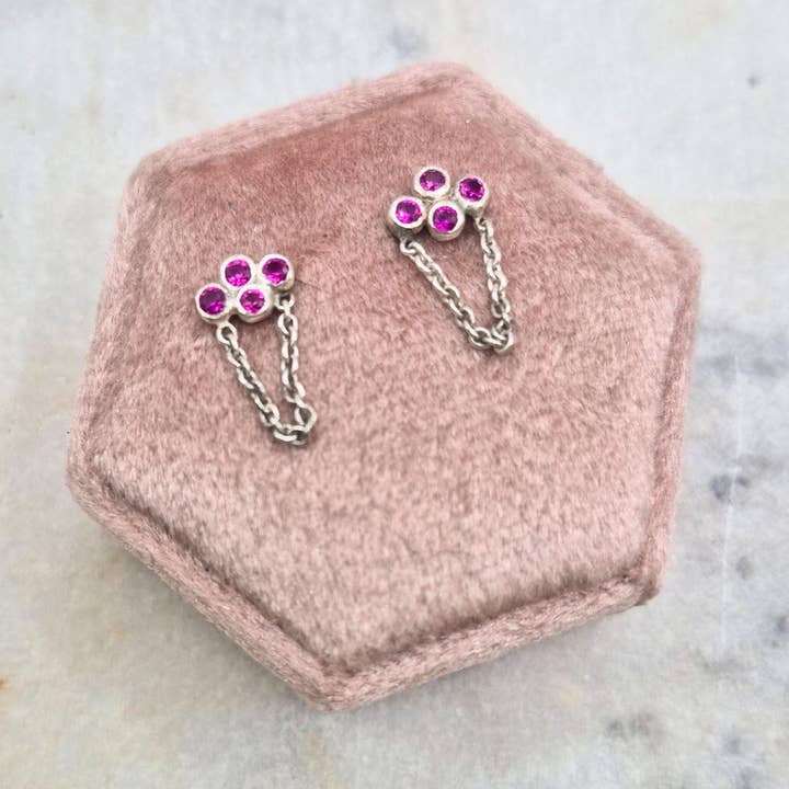 Publications sur le Cloud Ruby pour la vente par Symbology by Alice Scott