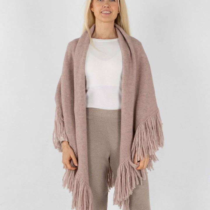 Merete Dèhn - Wholesale Wrap - Women's - Daisy Shawl - Alpaca & Merino Wool14