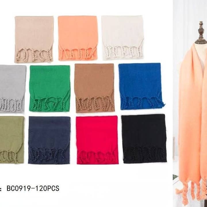 NEW SCARVES 12 UNITS PER PACKAGE. FALL-WINTER COLLECTION for wholesale by MIA LAROUGE