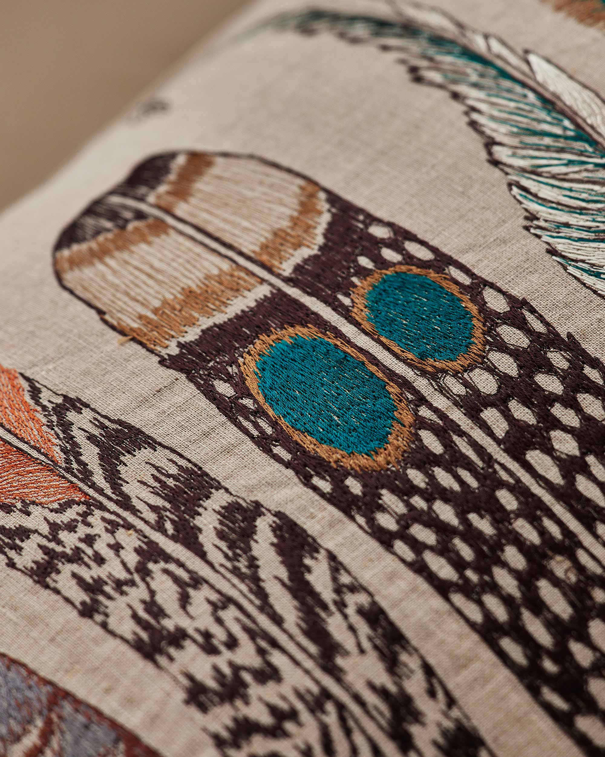 Coral & Tusk - Wholesale Lumbar Pillow - Large Feathers Lumbar2