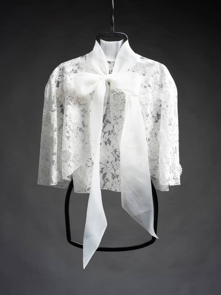 Malis-Henderson Inc - Wholesale Cape - Women's - Bridal Cape