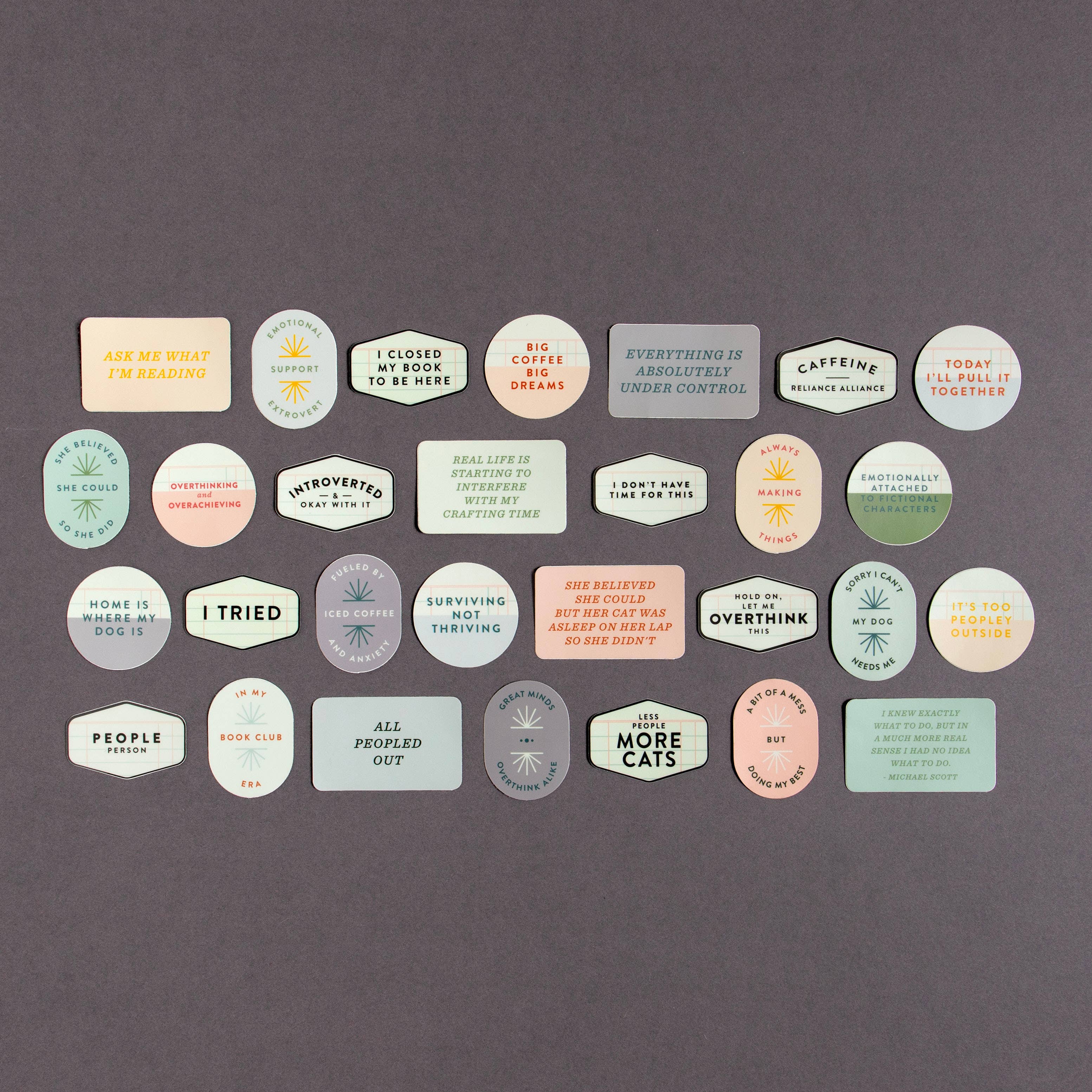 Studio Calico - Vente Autocollants pour téléphone et ordinateur portable - Autocollant "All Peopled Out"1