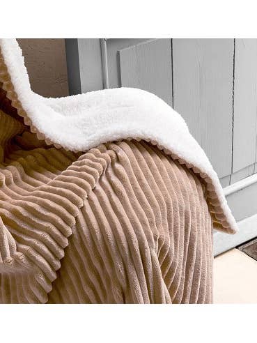 Manta Plaid 'Channel' for wholesale by Barceló Hogar