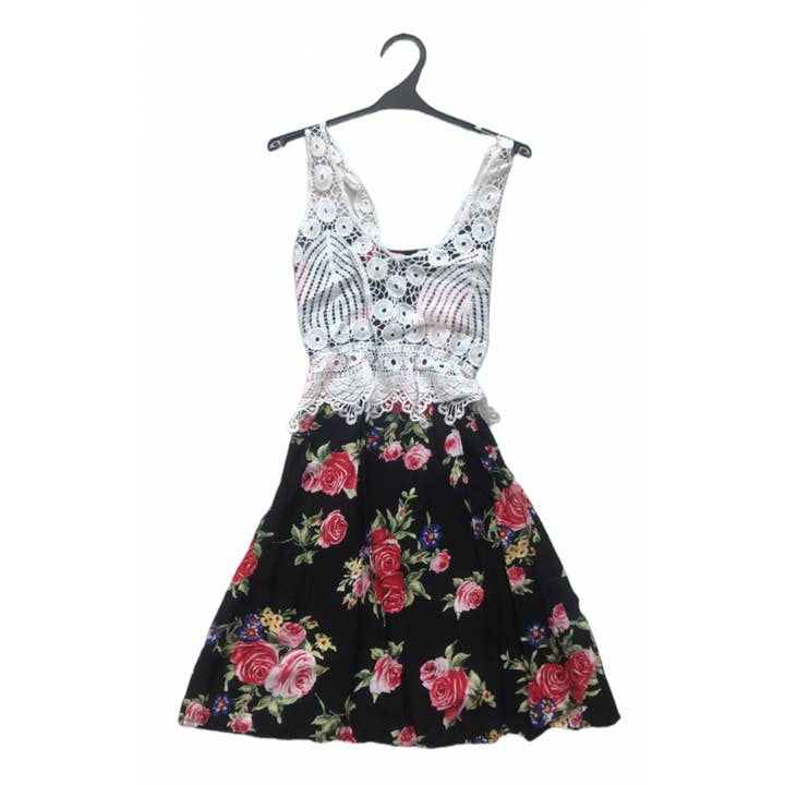 Long dress with lace bodice for children, floral pattern, BLACK for wholesale by red white