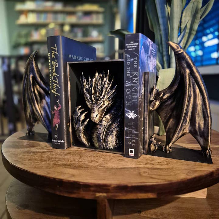 Golden Dragon Head and wings Book ends - Fantasy Set forthwing onyxstorm decor gift voor wholesale door 3DijkstraFinds