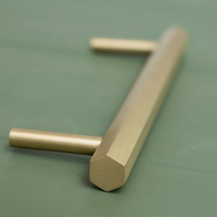 Brass bee - Wholesale Knob/pull - CARDER Solid Brass Hexagonal Pull Handles & Knobs - Satin Brass5