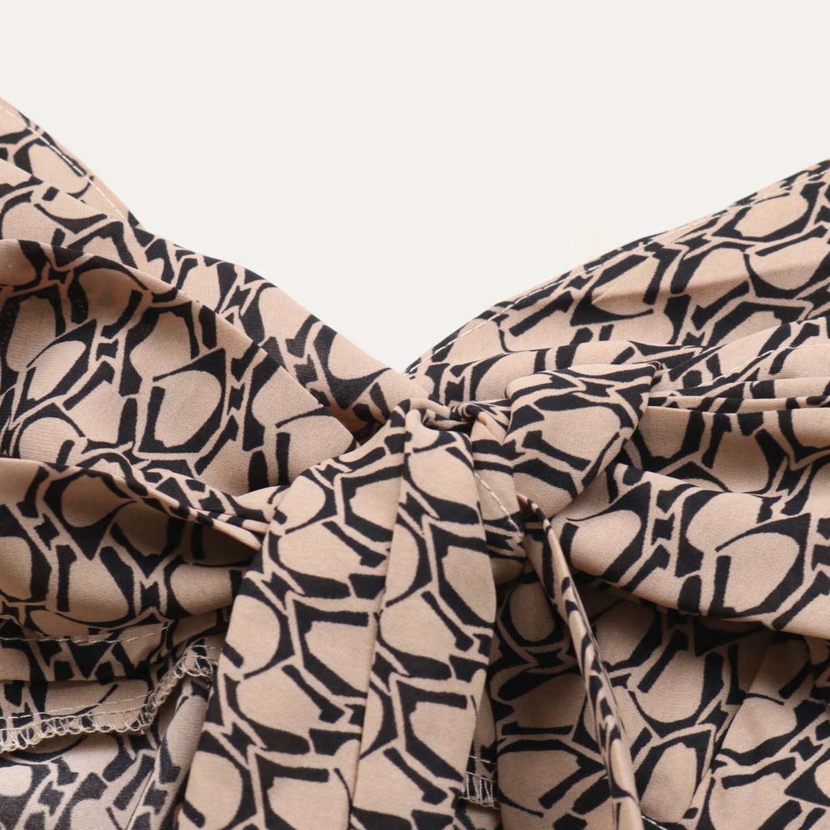 KAKI Robe maxi kaki tendance avec imprimé abstrait et bretelles à attacher dans le dos en vente sur Faire4