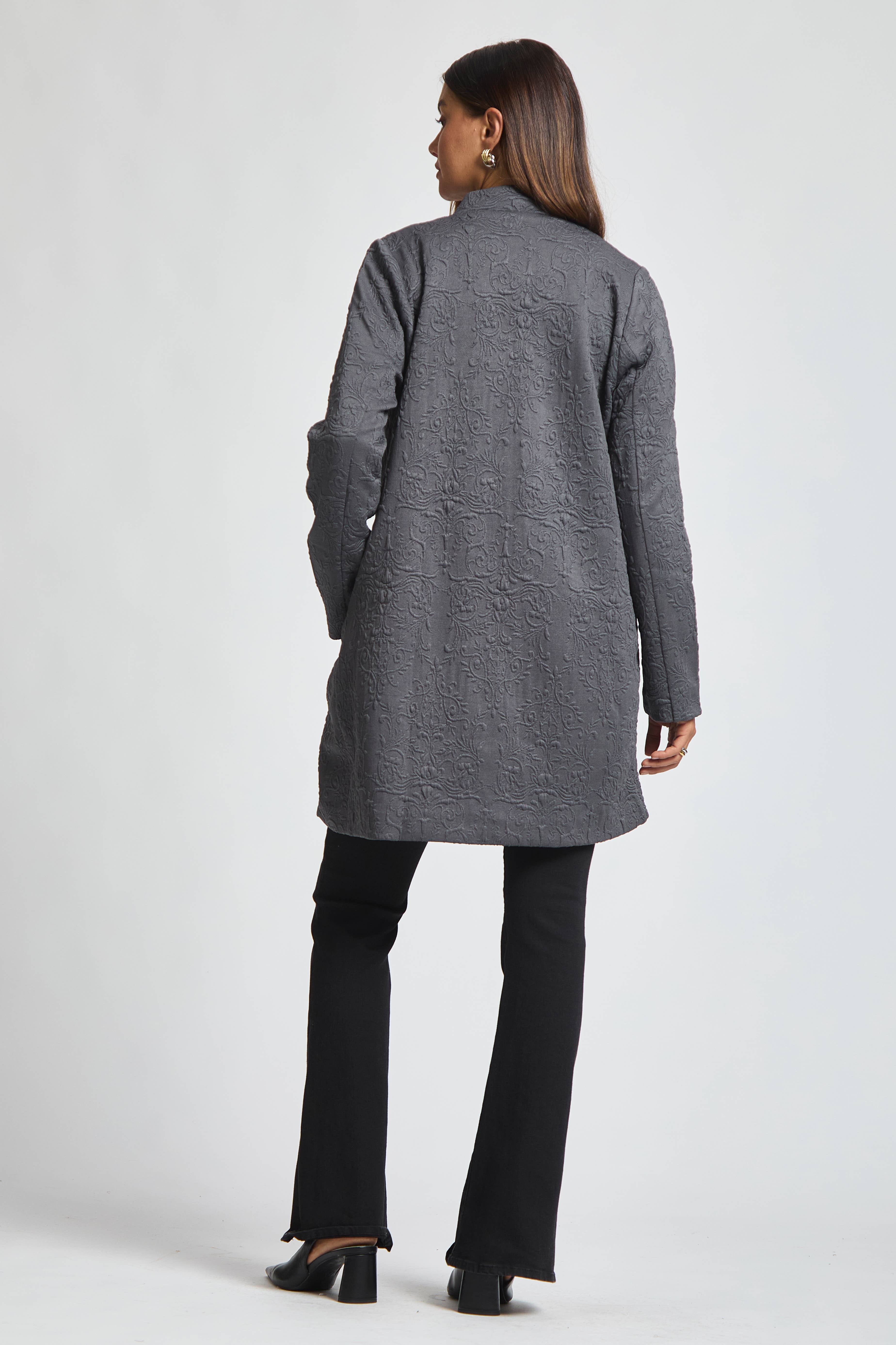 Dear Scarlett - Vente Manteau – femme - Manteau Midi Jacquard Élégant10