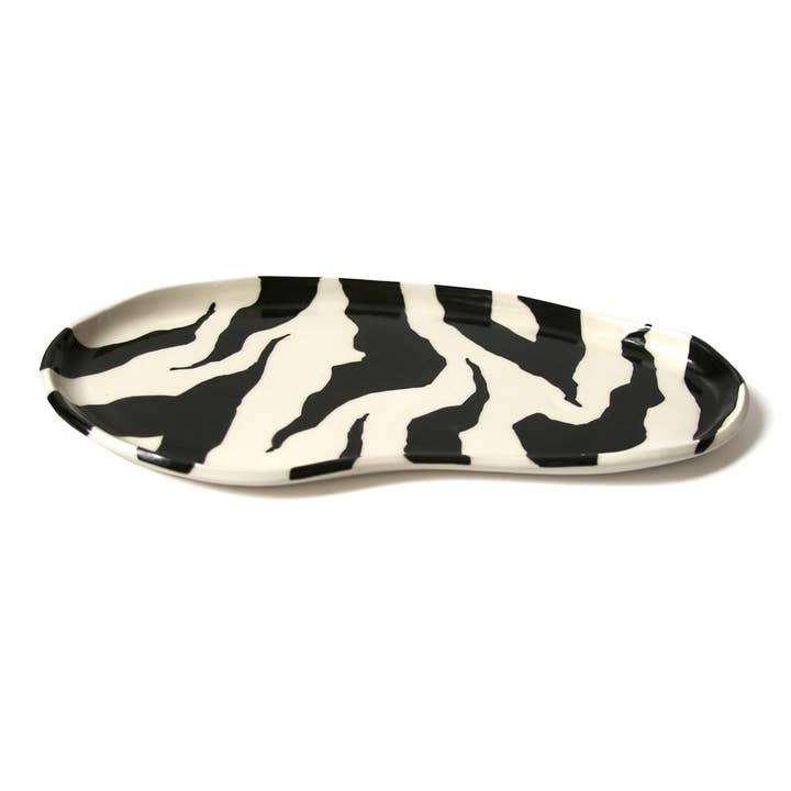 Plateaux Zig Zag Zebra pour la vente par Pink Door Store