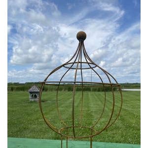 Garden Iron And More - Wholesale Outdoor Ornament/Decor - Topiary with Ball Finial1
